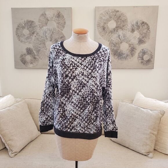 Nicole Miller New York  Pullover Sweater Sz Lg - Picture 2 of 12